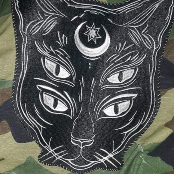 ⭐️Restocked! XXXL gorgeous huge horned cat head w dbl eyes IRON ON patch- - Picture 7 of 11
